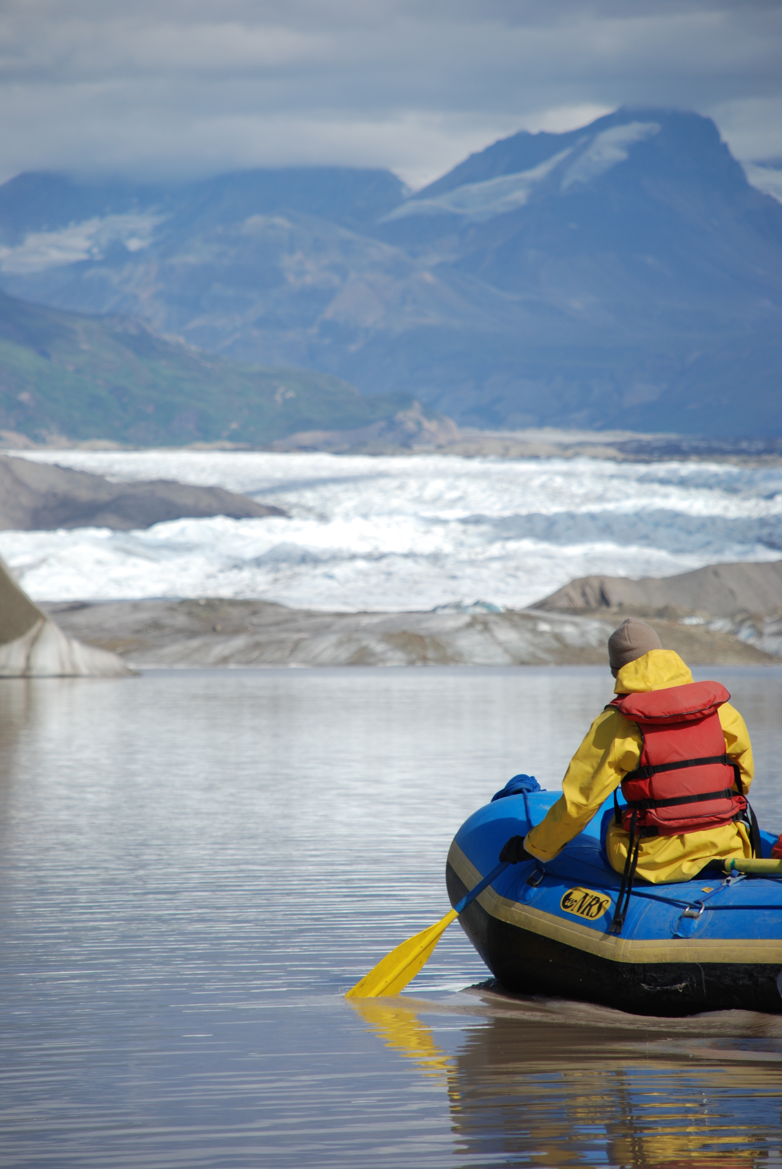 The glacier-choked head of the Nizina River, Alaska.JPG