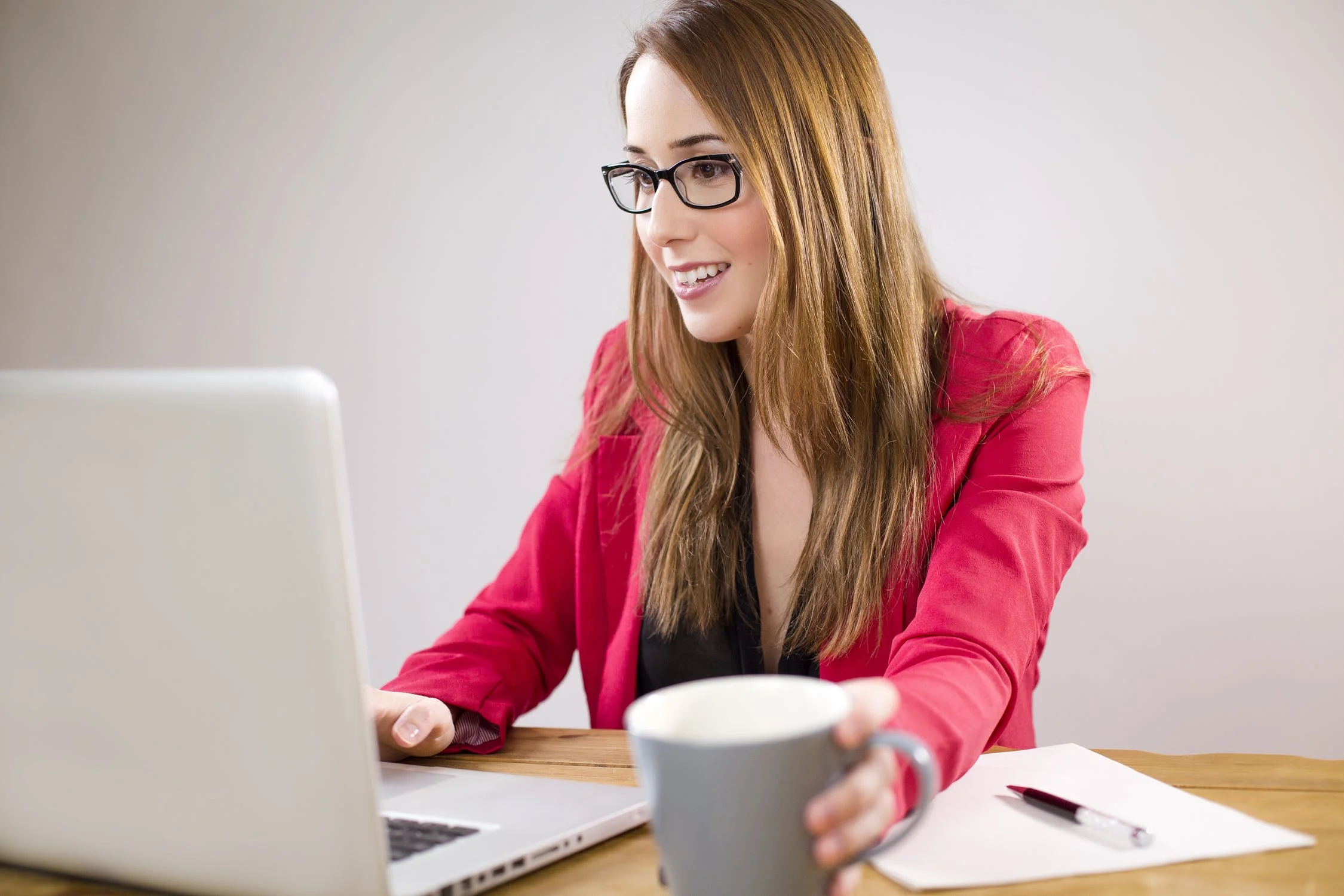 AgencySparks provided hiring managers with the perfect questions to ask candidates to fill their empty marketing positions.