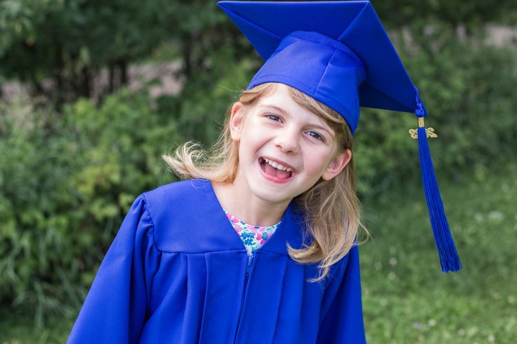 Evangeline-SK-Grad-6.jpeg