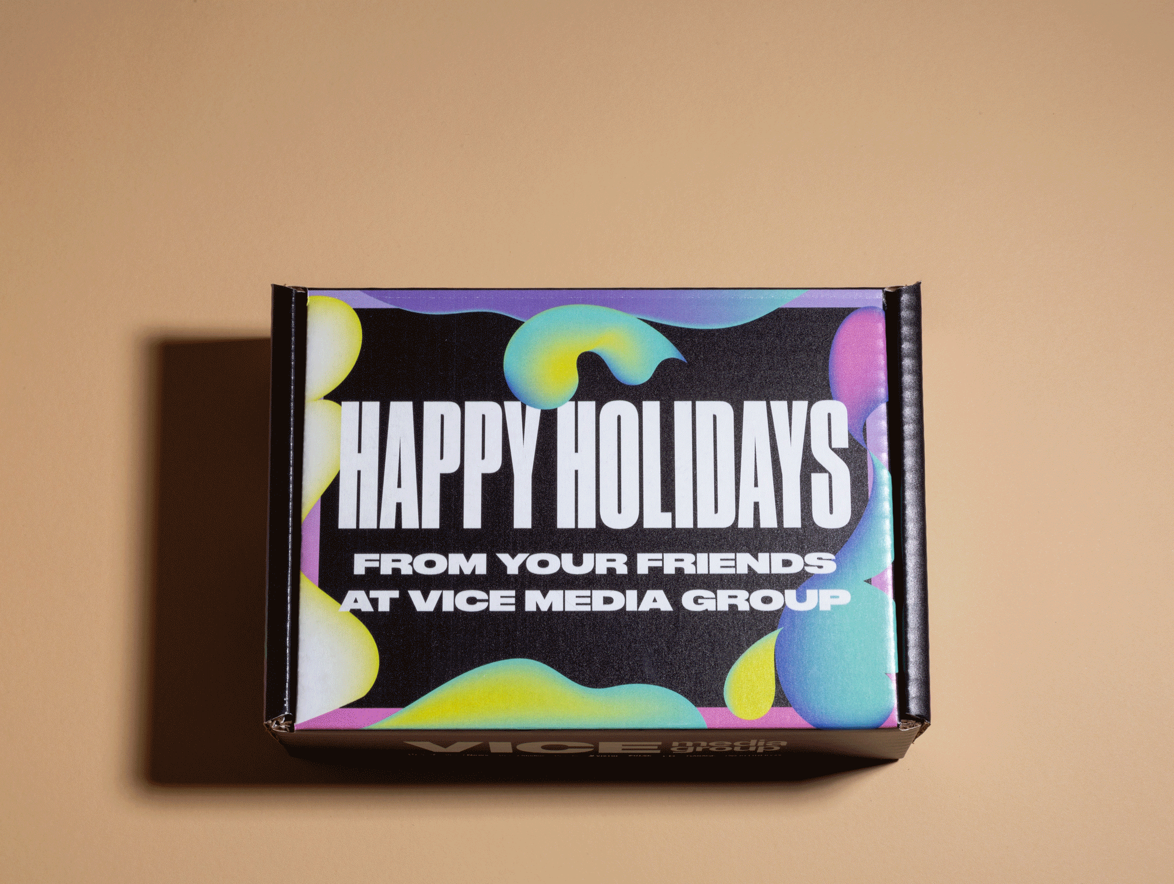 HolidayBox_Gif1.gif