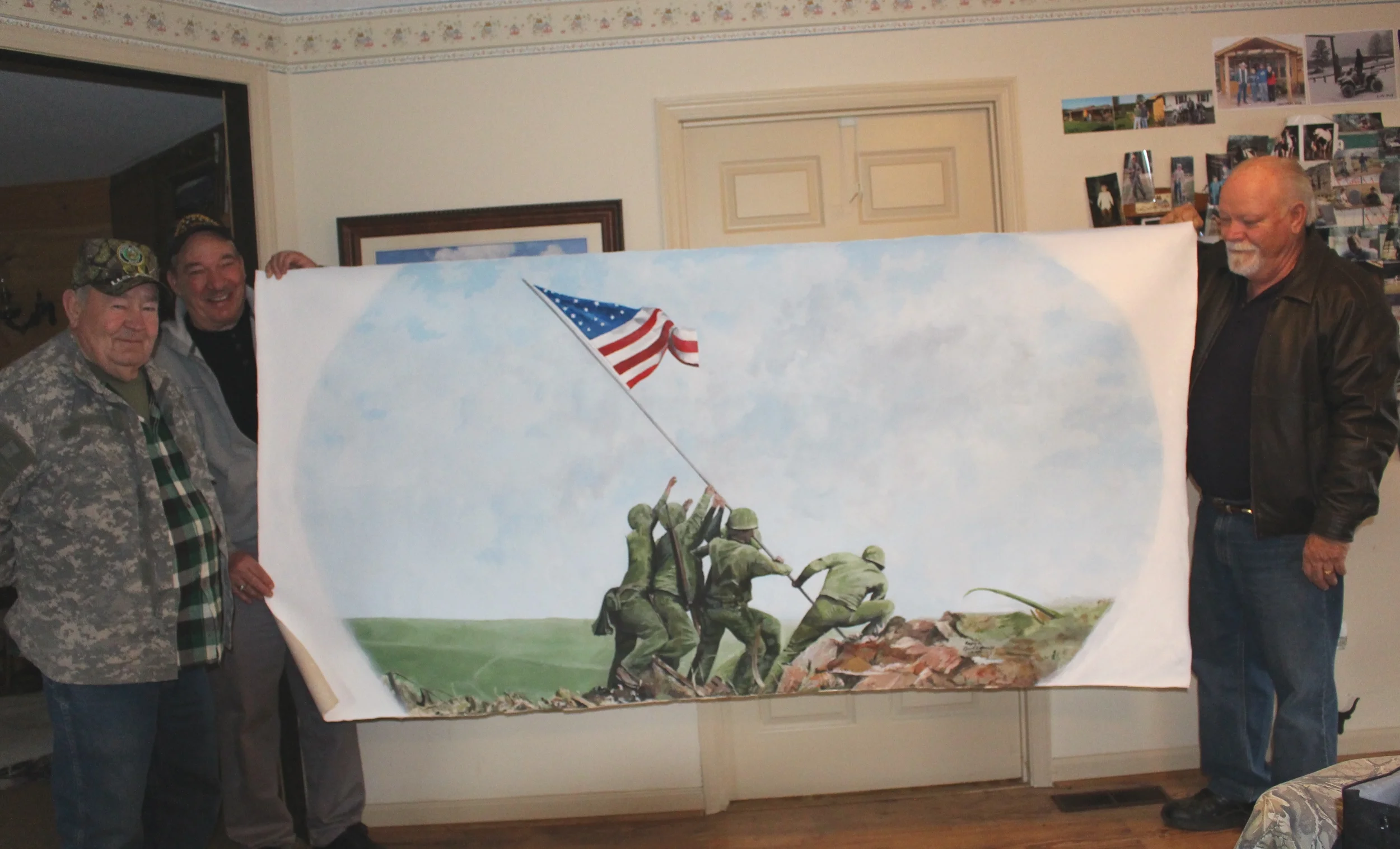 Fort Villanow Veterans Wes Alexander and Ralph Casey (left) with Mural Artist, Chuck Schmult (right)