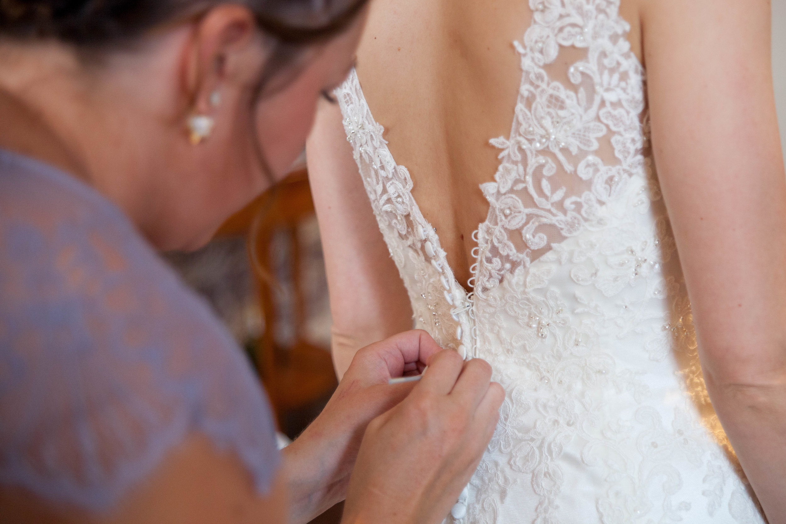 NLPhotography_Clare& Sav_A-337.jpg