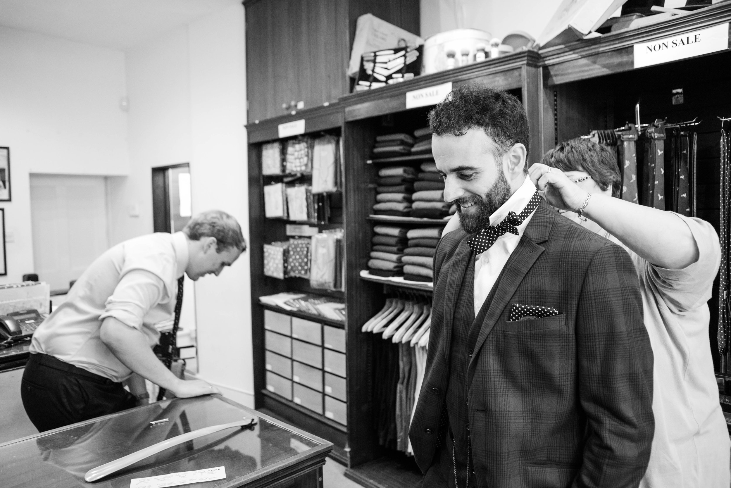 NLPhotography_Clare& SavB&W_a-284.jpg