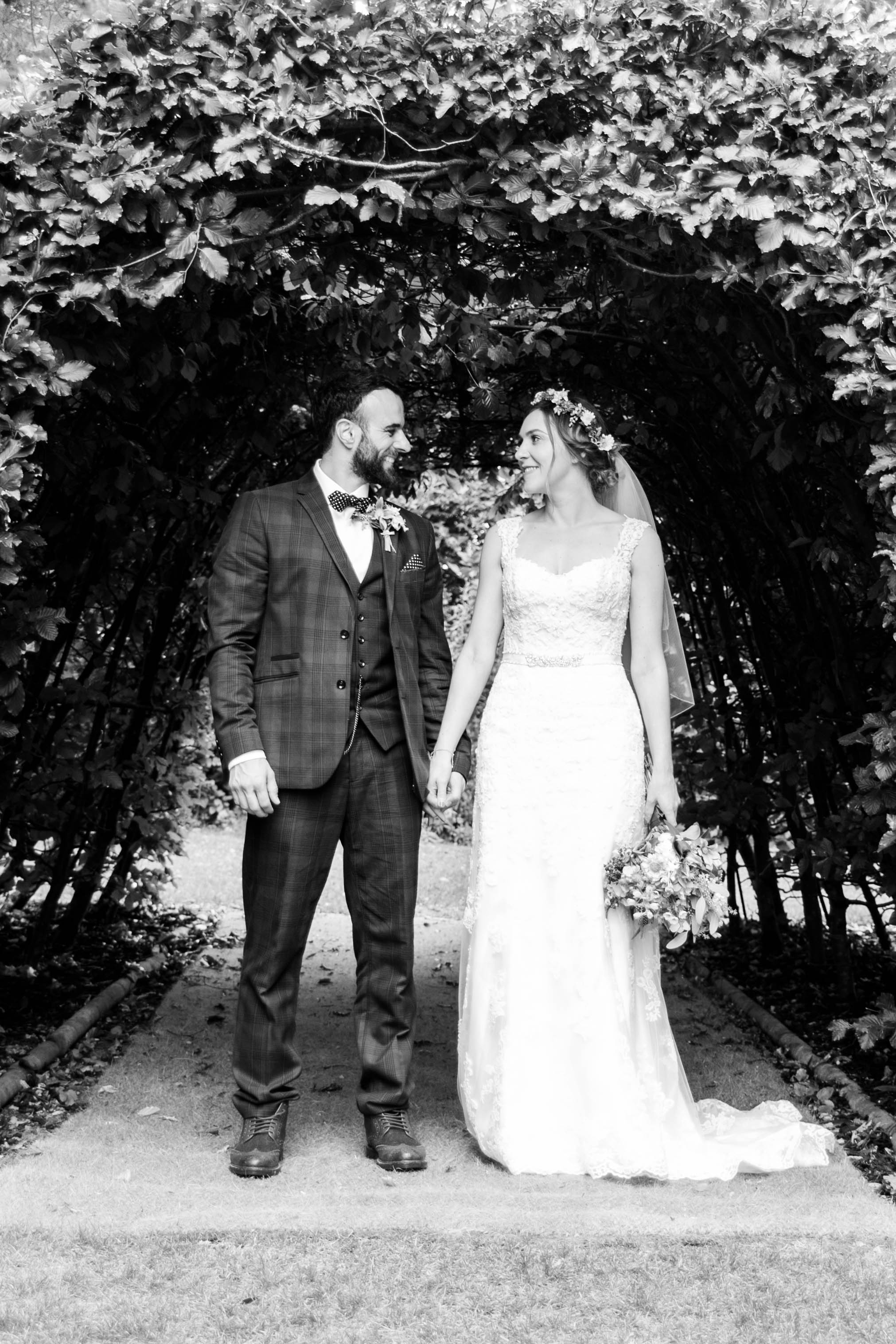 NLPhotography_Clare& SavB&W_a-639.jpg