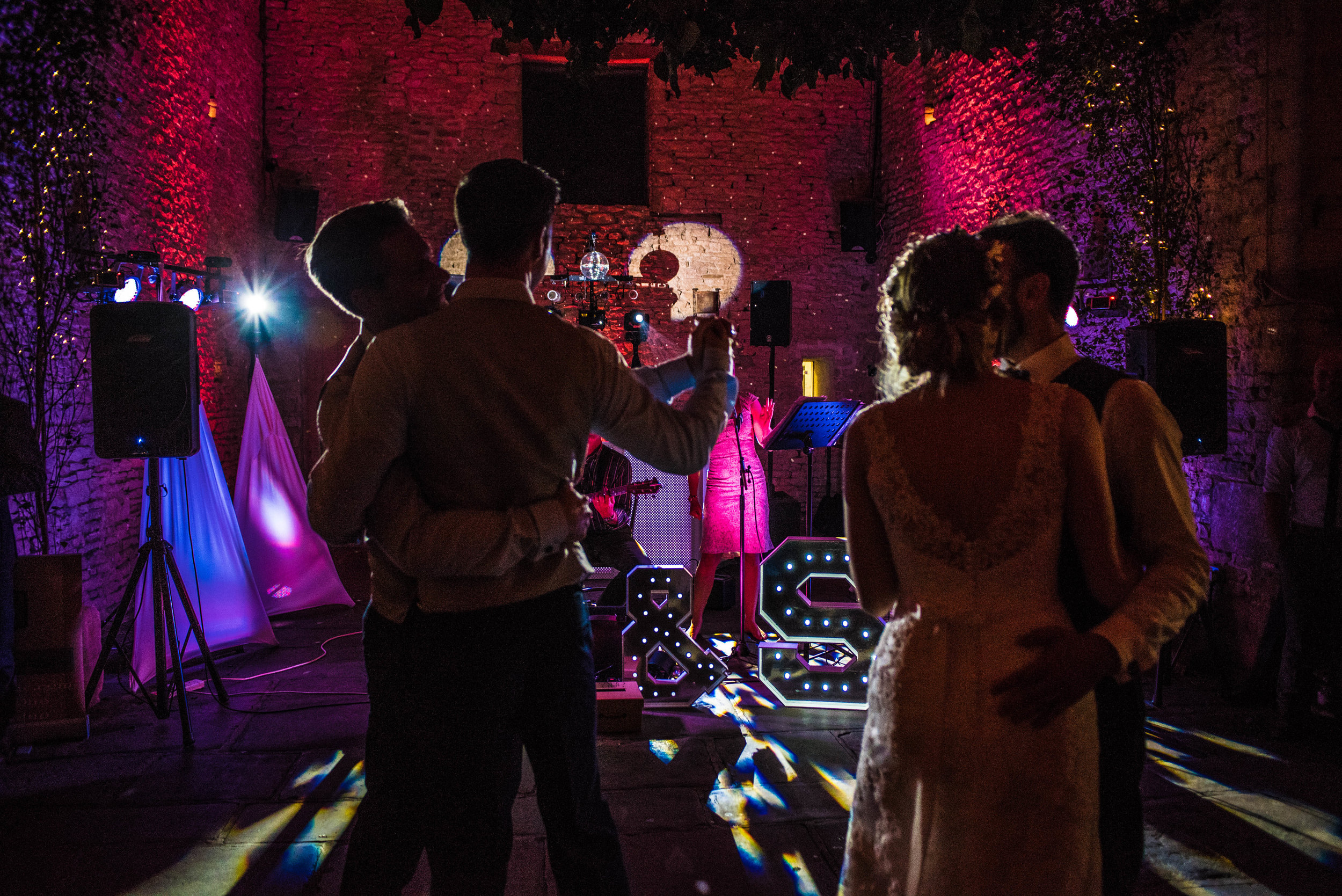 NLPhotography_Clare& Sav_A-970.jpg