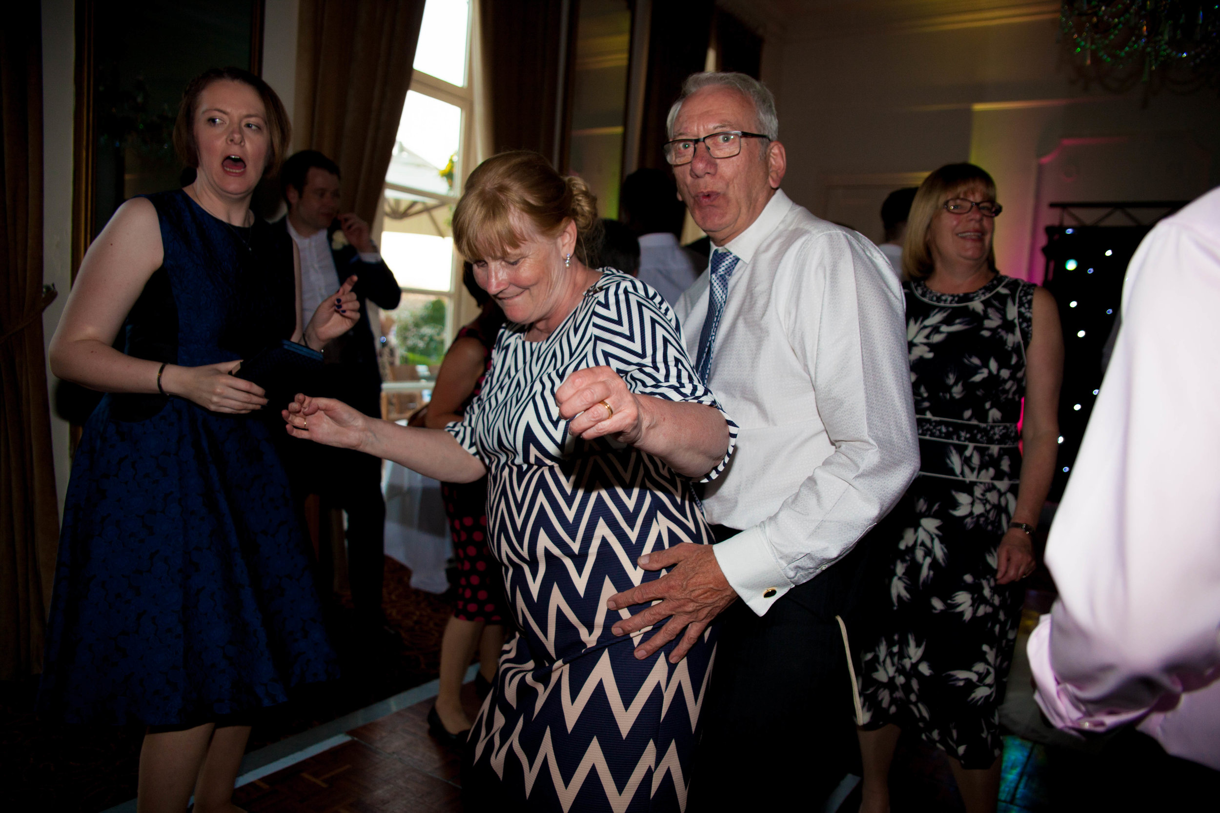 NLPhotography_Taplow_House-Wedding_Photographer_Emily&Alan_C-564.jpg