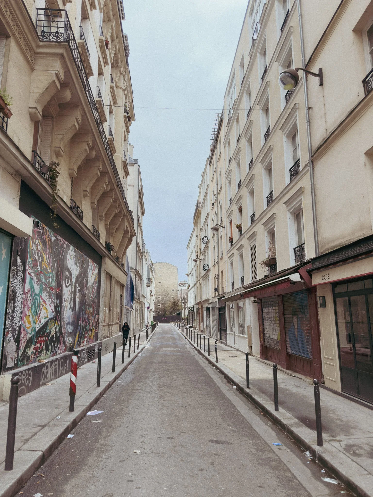  February 3, 2024  iPhone 14 Pro Max  18th arrondissement, Paris, France  Edited with Lightroom 