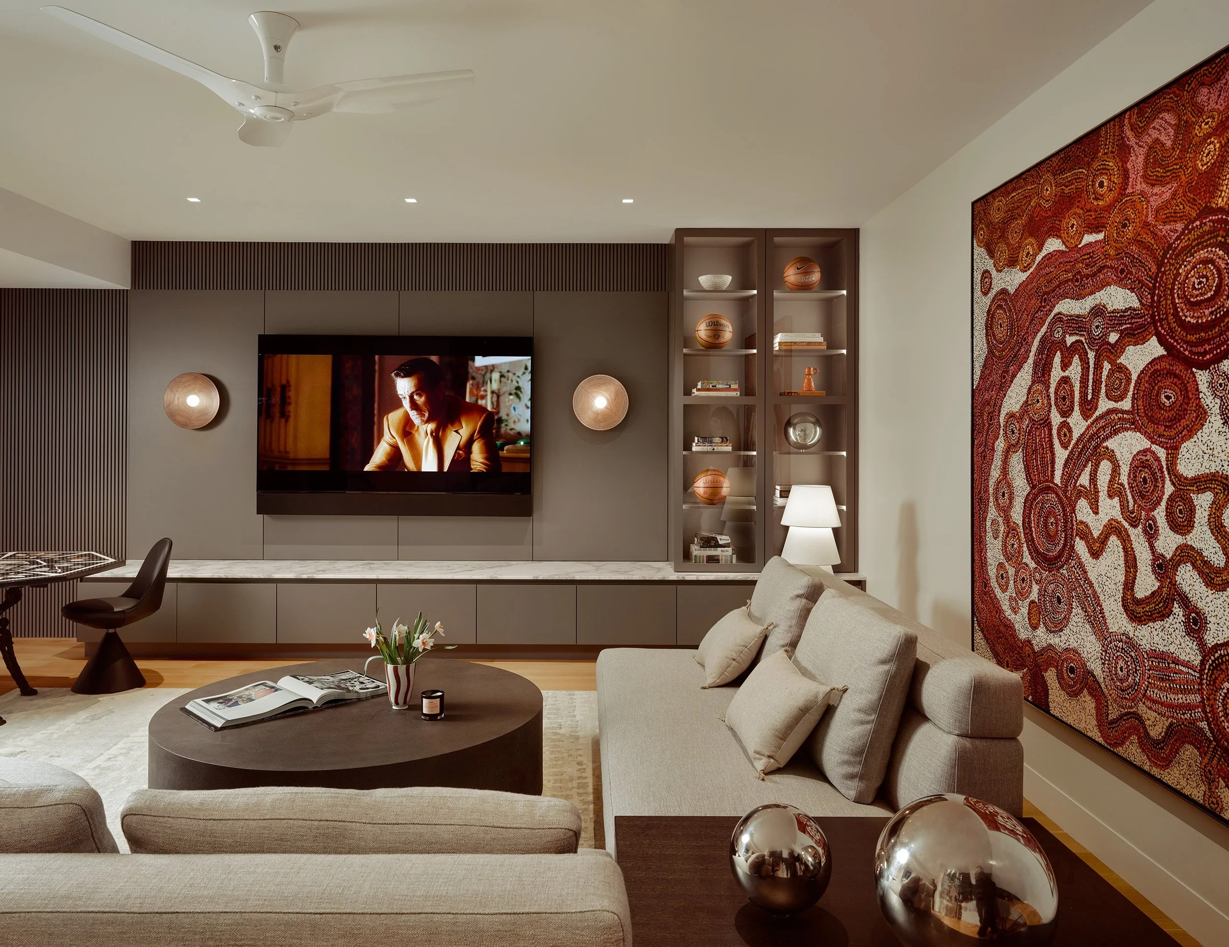 04-interior.jpg
