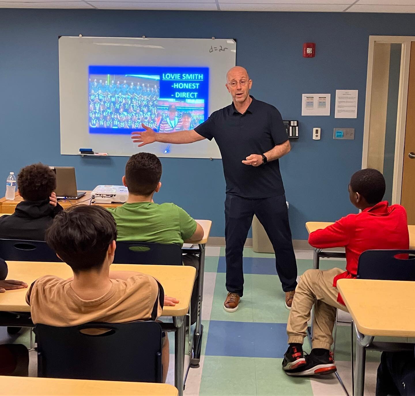 🏈💡Big thanks to Michael Bajakian for visiting Midtown last Monday and inspiring our boys with his journey from NFL coaching to sharing wisdom at Northwestern and now University of Utah. His talk was filled with genuine advice that was great for the