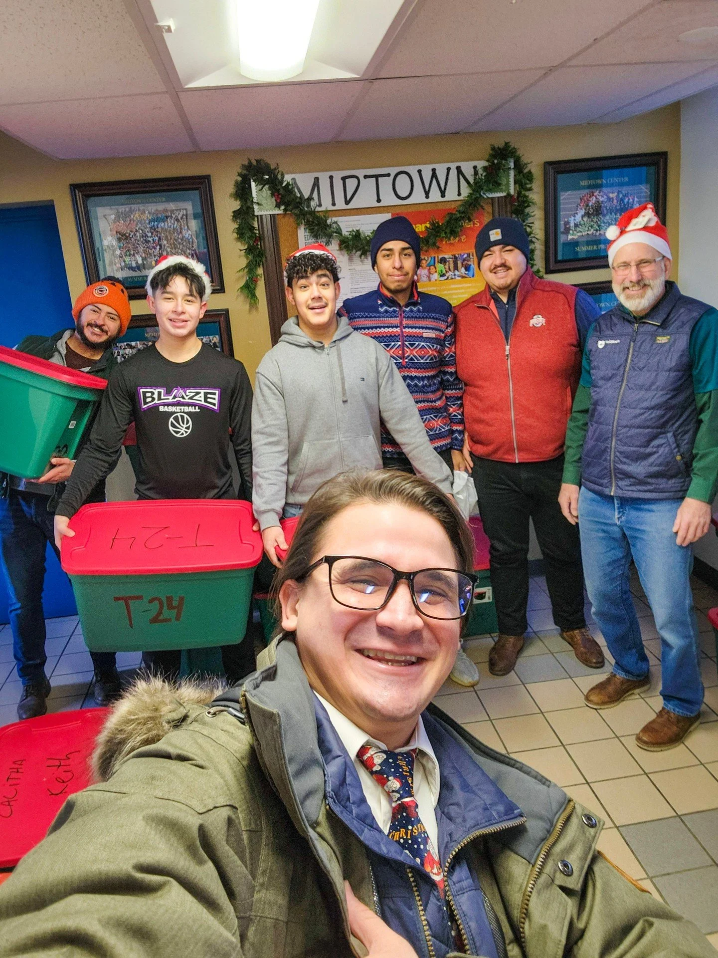 Help Midtown Make the Season Brighter for Local Families 🎄

Midtown&rsquo;s Annual Christmas Basket Project is here, and we need our community&rsquo;s support. Each year, Midtown staff, students, and volunteers prepare baskets with food for Christma