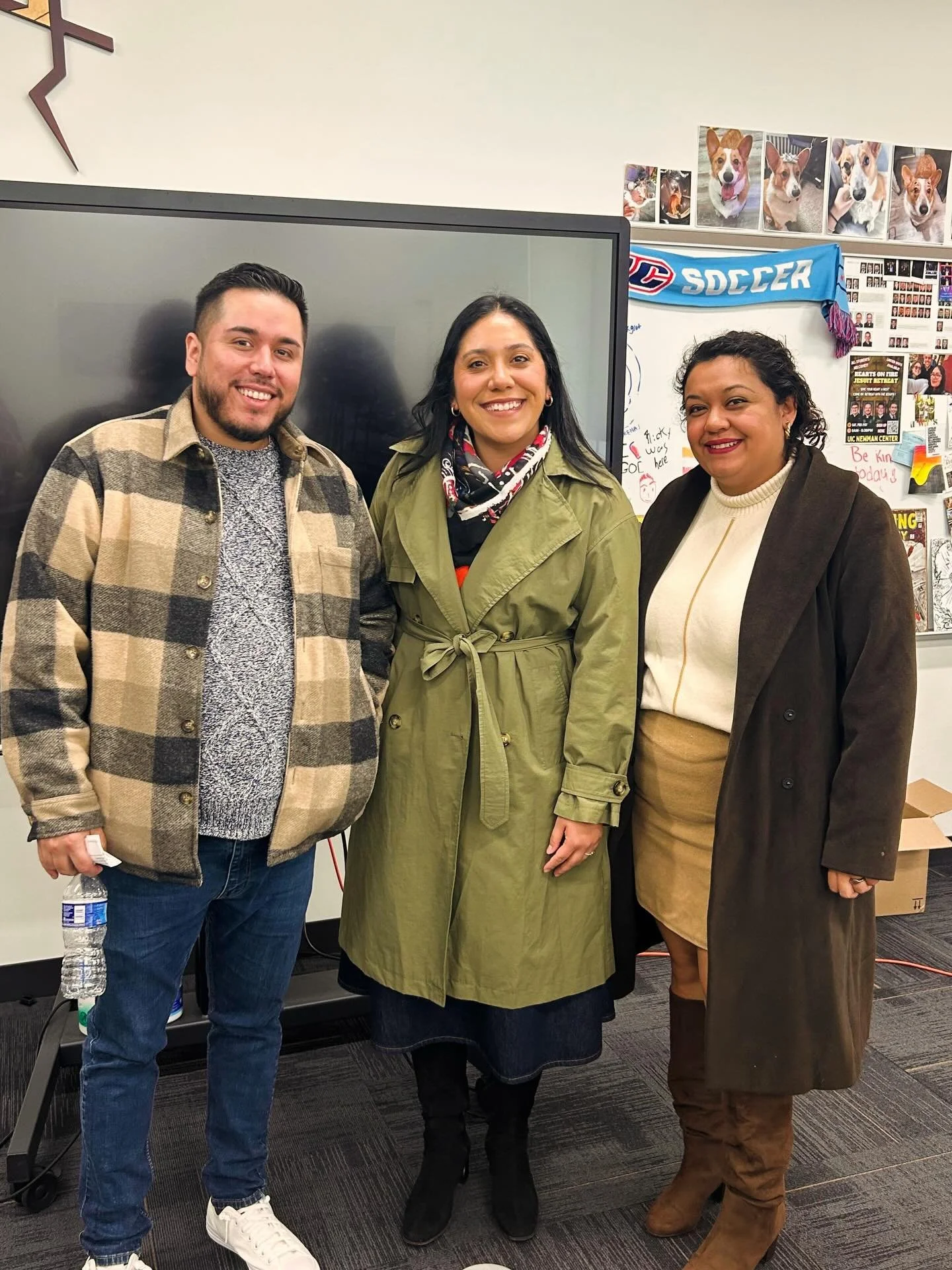 Investing in the next generation starts with sharing real experiences! 
Last Friday, Claudia, MMAC Director of External Relations and Strategic Partnerships, spoke on an education-focused career panel at Cristo Rey High School @cristoreychi sharing h