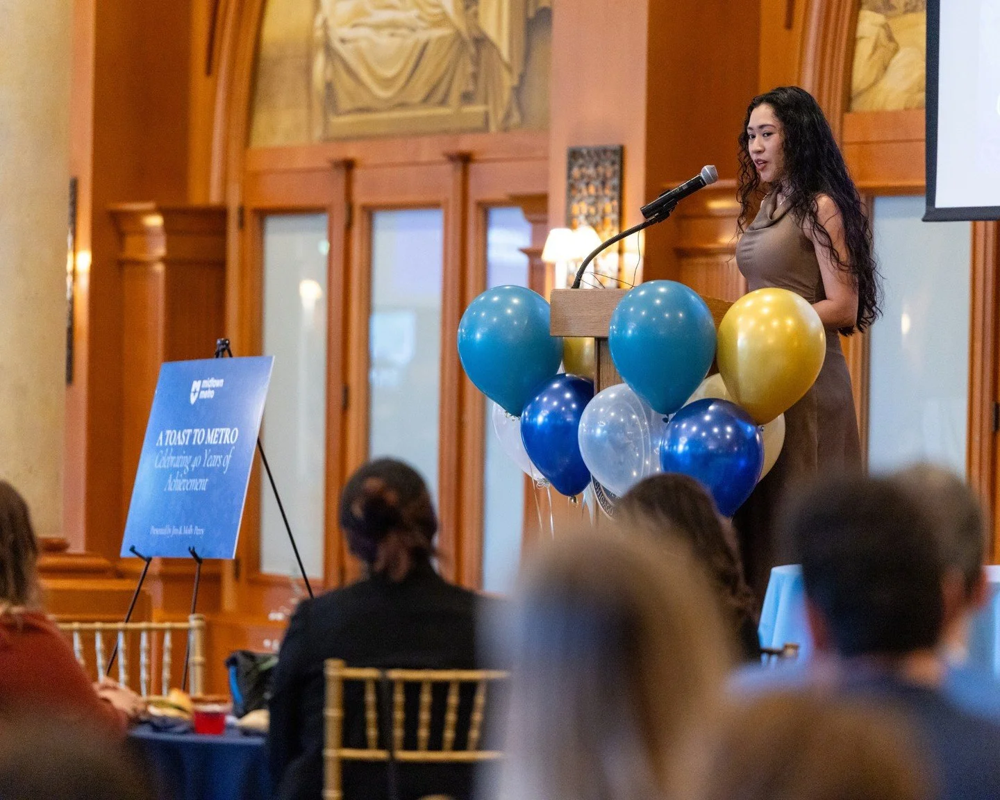 40 years. Countless lives changed. 💫💙

Last night at A Toast to Metro, we celebrated four decades of empowering young women to lead, achieve, and thrive.

From mentorship to opportunity, Metro continues to be a place where girls discover their stre