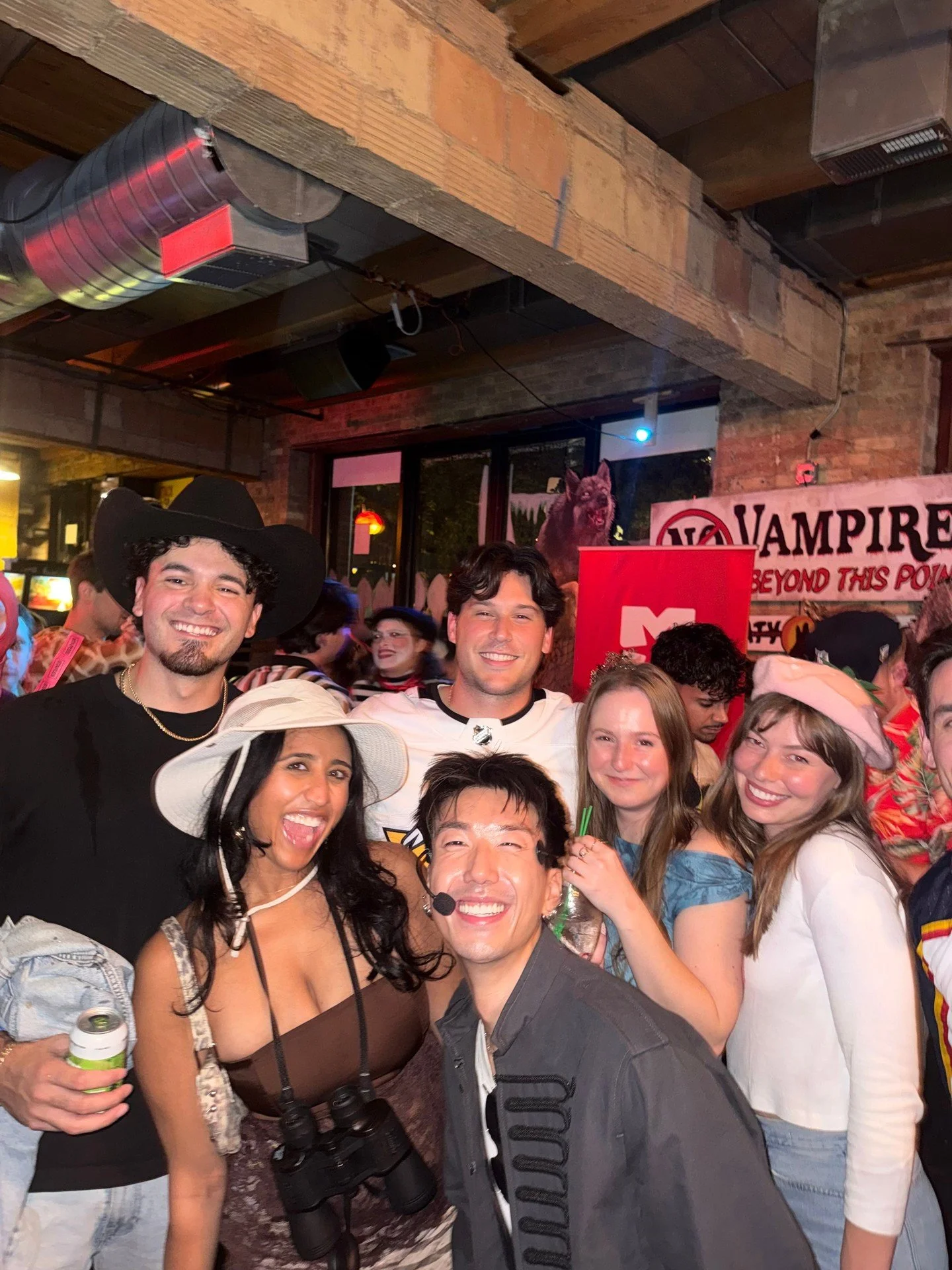 So much fun it&rsquo;s scary! 🎃

Thank you to everyone who joined the Midtown-Metro Auxiliary Board at Replay Lincoln Park for our annual Halloween Party fundraiser.

We had a great time meeting new friends, catching up with old ones, and seeing eve