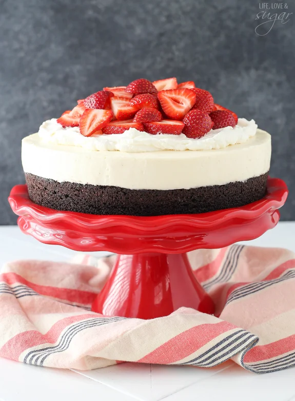Strawberry-Brownie-Cheesecake1.jpg