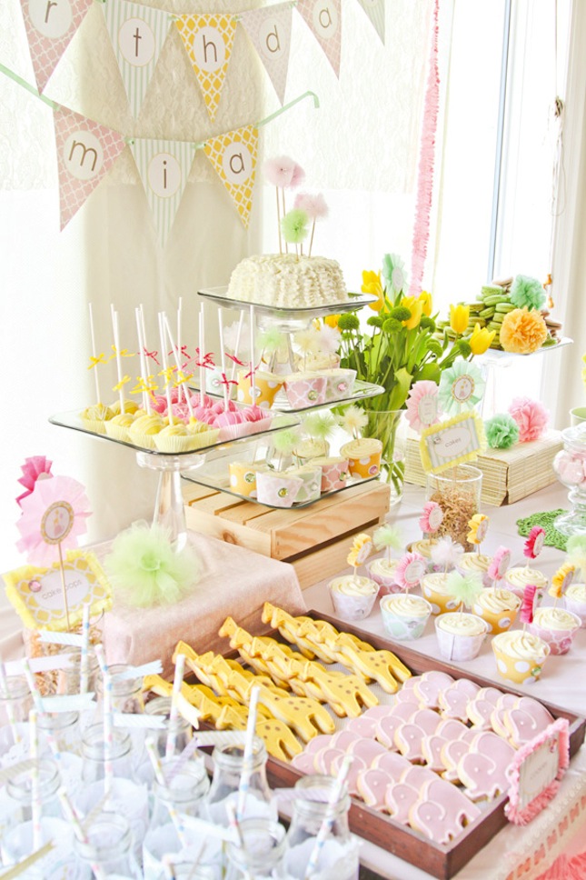 dreamy-safari-princess-first-birthday-party.jpg