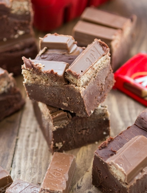 Easy-Kit-Kat-Fudge-3-of-7w.jpg