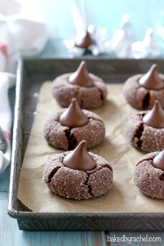 chocolatekisscookies3_bakedbyrachel.jpg