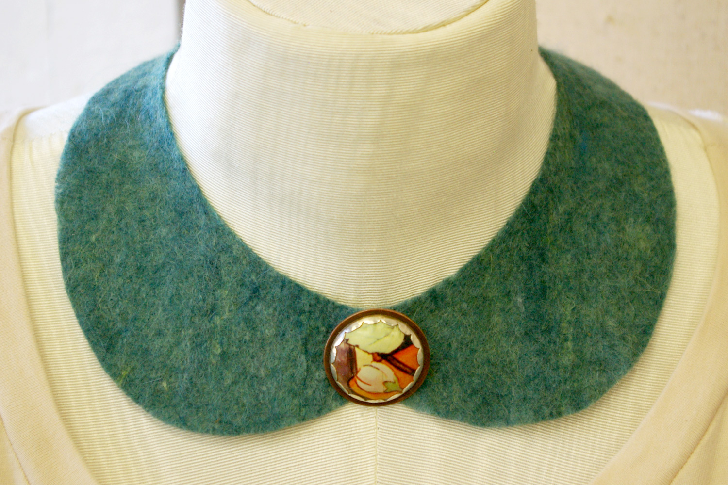 collar | hand felted wool | vintage tin button