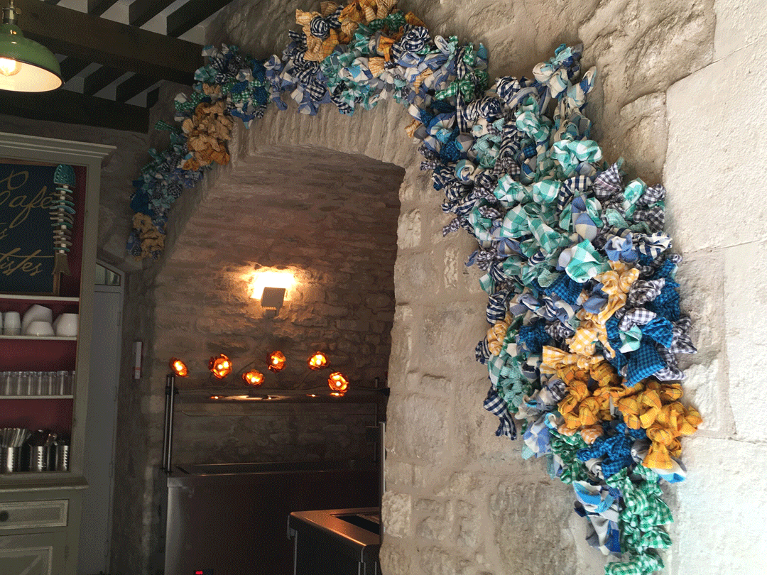 trish_andersen_scad_lacoste_parade_22w.gif