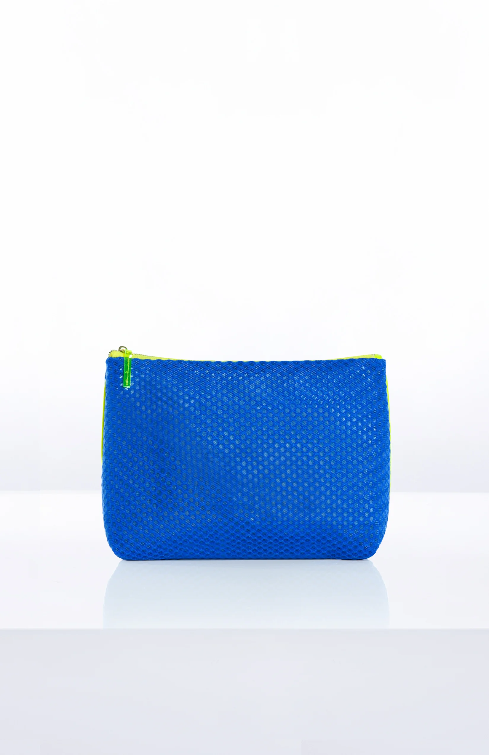 RAY OVERSIZED POUCH