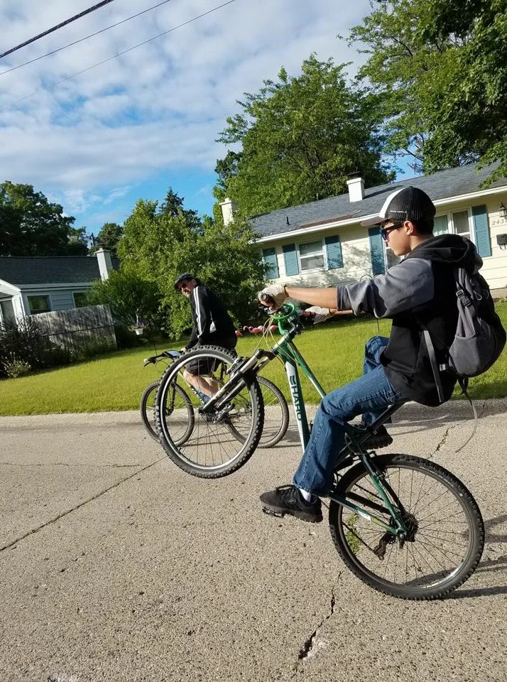 Comm. Cruise: Pedal To Porch