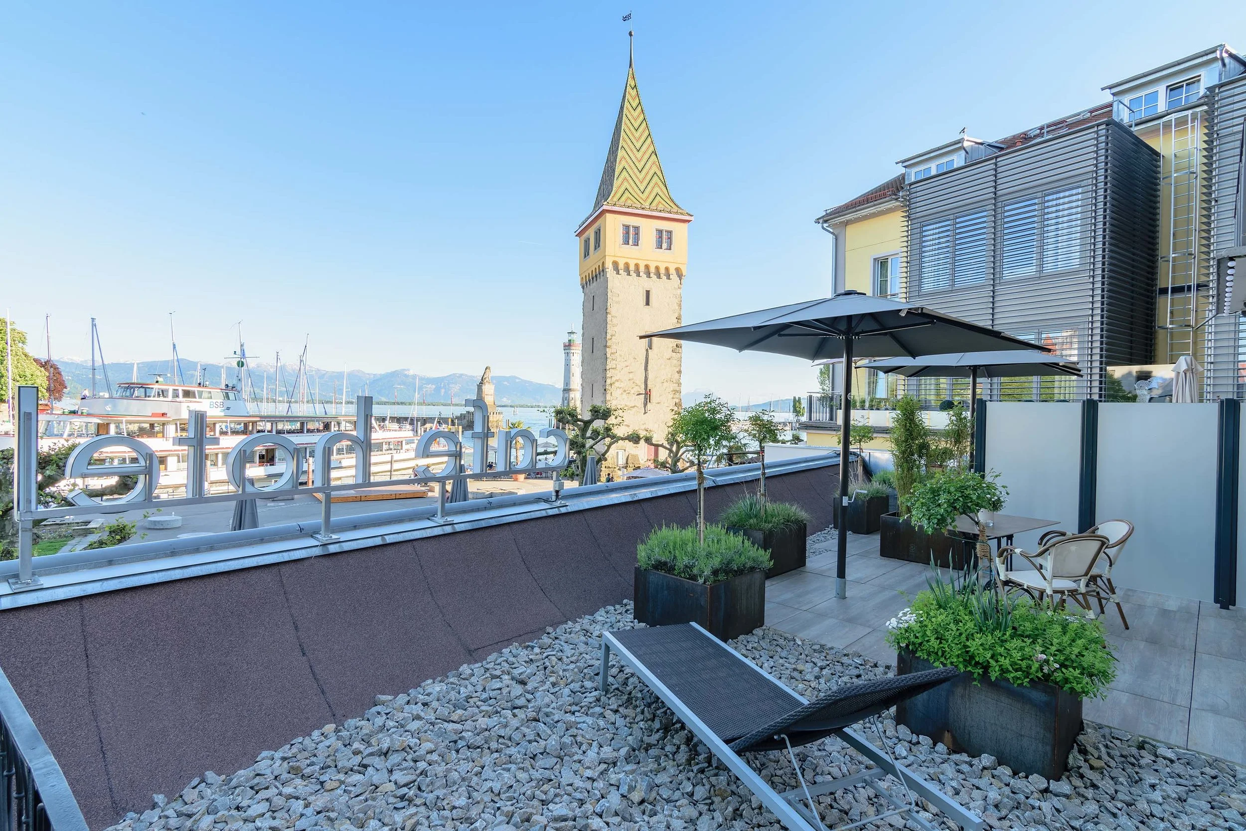 Blick von Terrasse Hotel Schreier auf Hafen Lindau Insel- Lake view from terraces Hotel Schreier to harbour Lindau Island