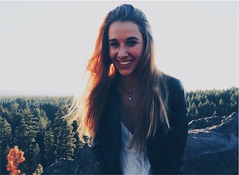 My name is Ellery, and I now manage the NuShu Sisters facebook page! Alongside some of my other NuShu Sisters, I also attend George Fox. I would love to use my caring spirit to be a counselor in the future and connect closely with others. Every Wednesday, I will be posting a Women's empowerment post on Facebook, so please go like and share! Happy Sunday ☺️
#nushusistersunday