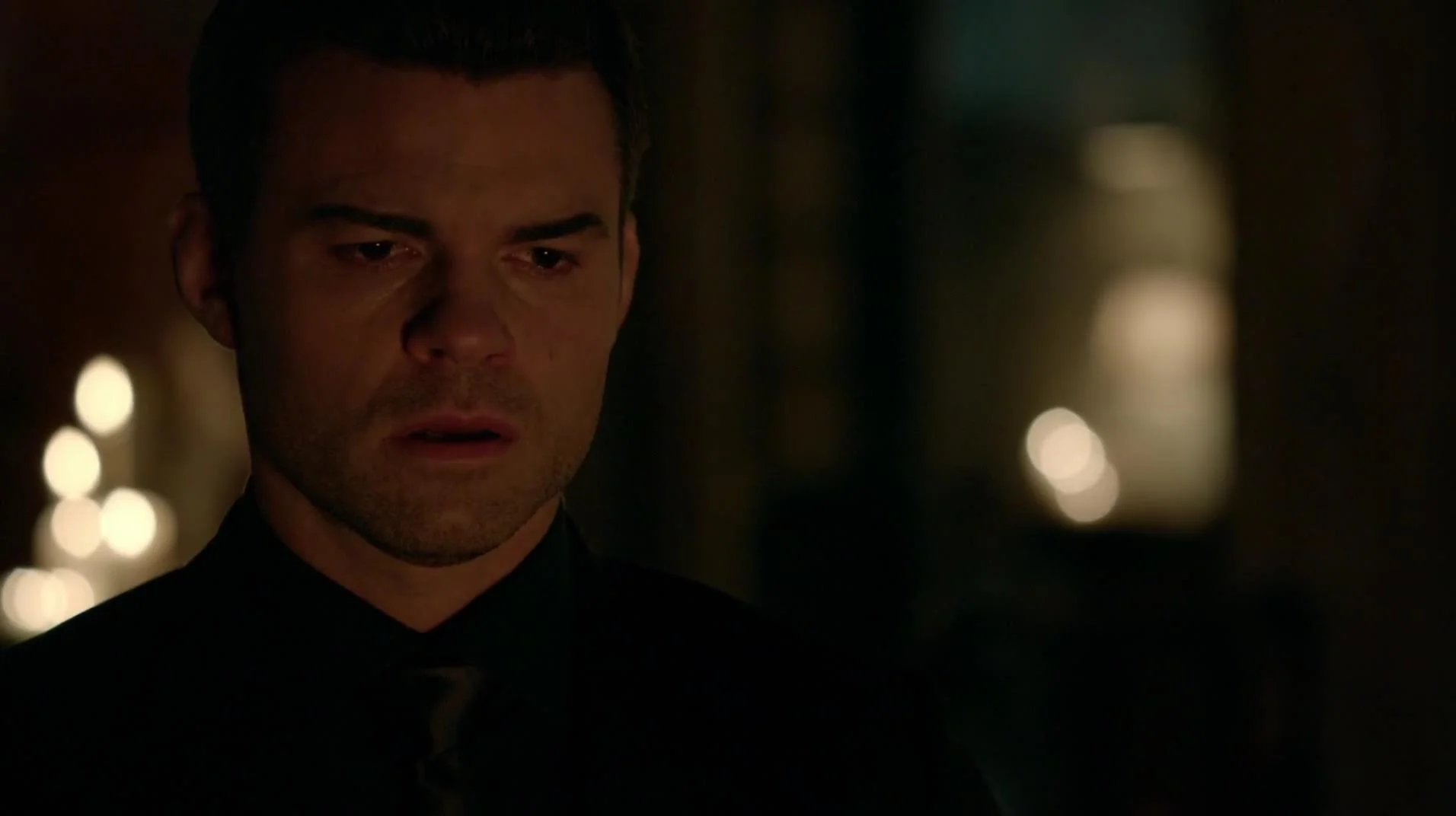 3x15 An Old Friend Calls