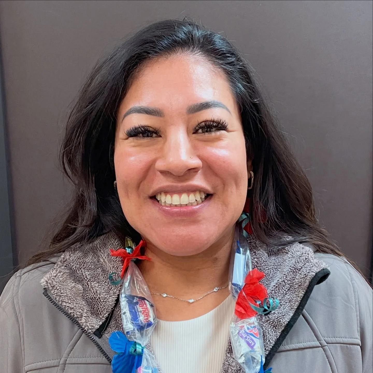 Elsa got her braces off last week 🥳🤗🤩 This is what the finish line looks like 👍 🏁 Every adjustment, every visit - worth it for this smile 😃 🥰🙏 Can&rsquo;t get enough of that smile! 😍😊 

#smile #braces #orthodontics #bracesoff #smiletransfor