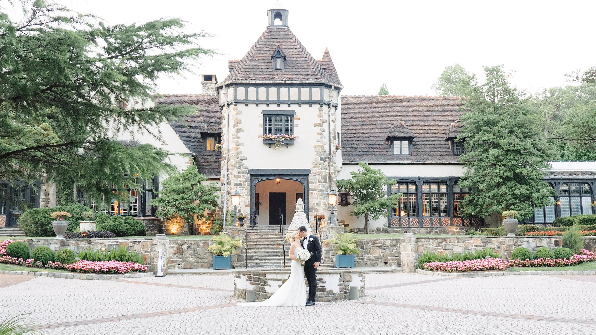 NJ Wedding Videographer-Beautiful Pleasantdale Chateau Outdoor Ceremony ...
