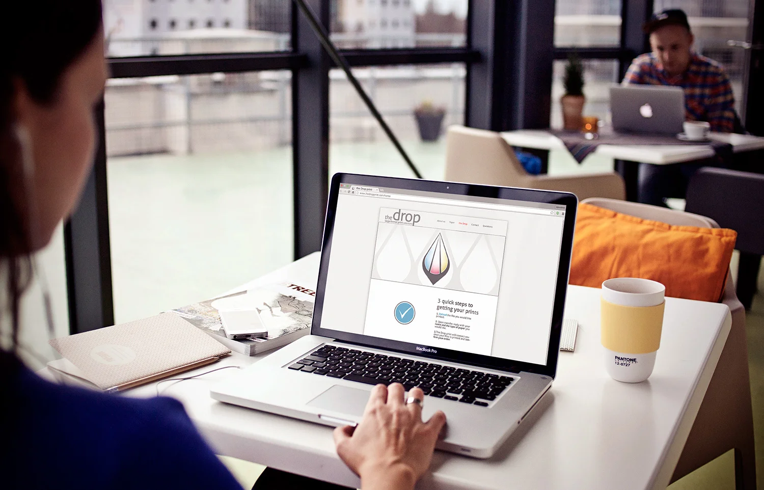 drop-macbook-mockup.jpg