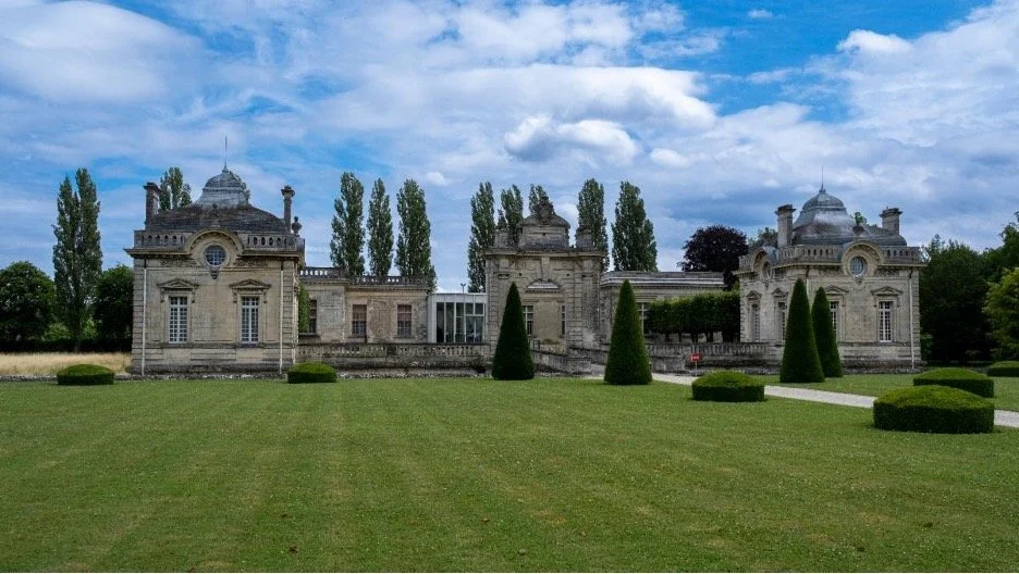From Versailles to Blérancourt:  A reciprocal friendship