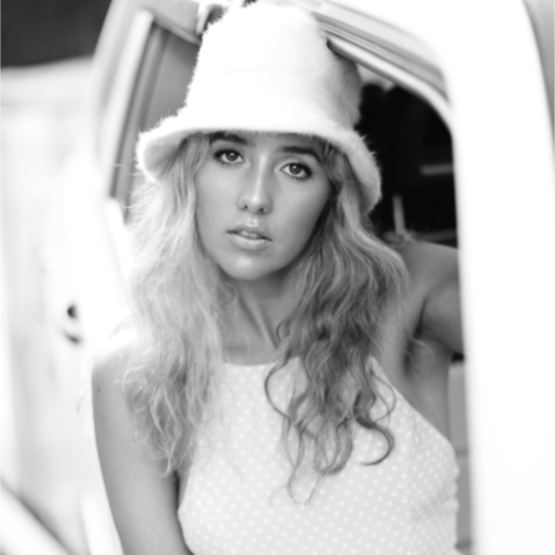 Sharon Ryder // Local Artist & Model