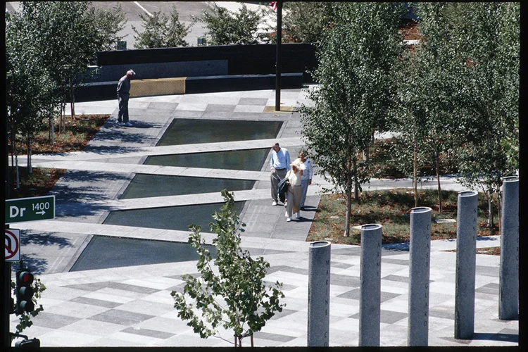 WalnutCreek_ext_02.jpg
