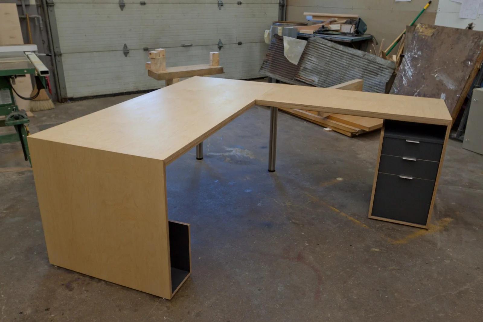  Desk for a Home Office 