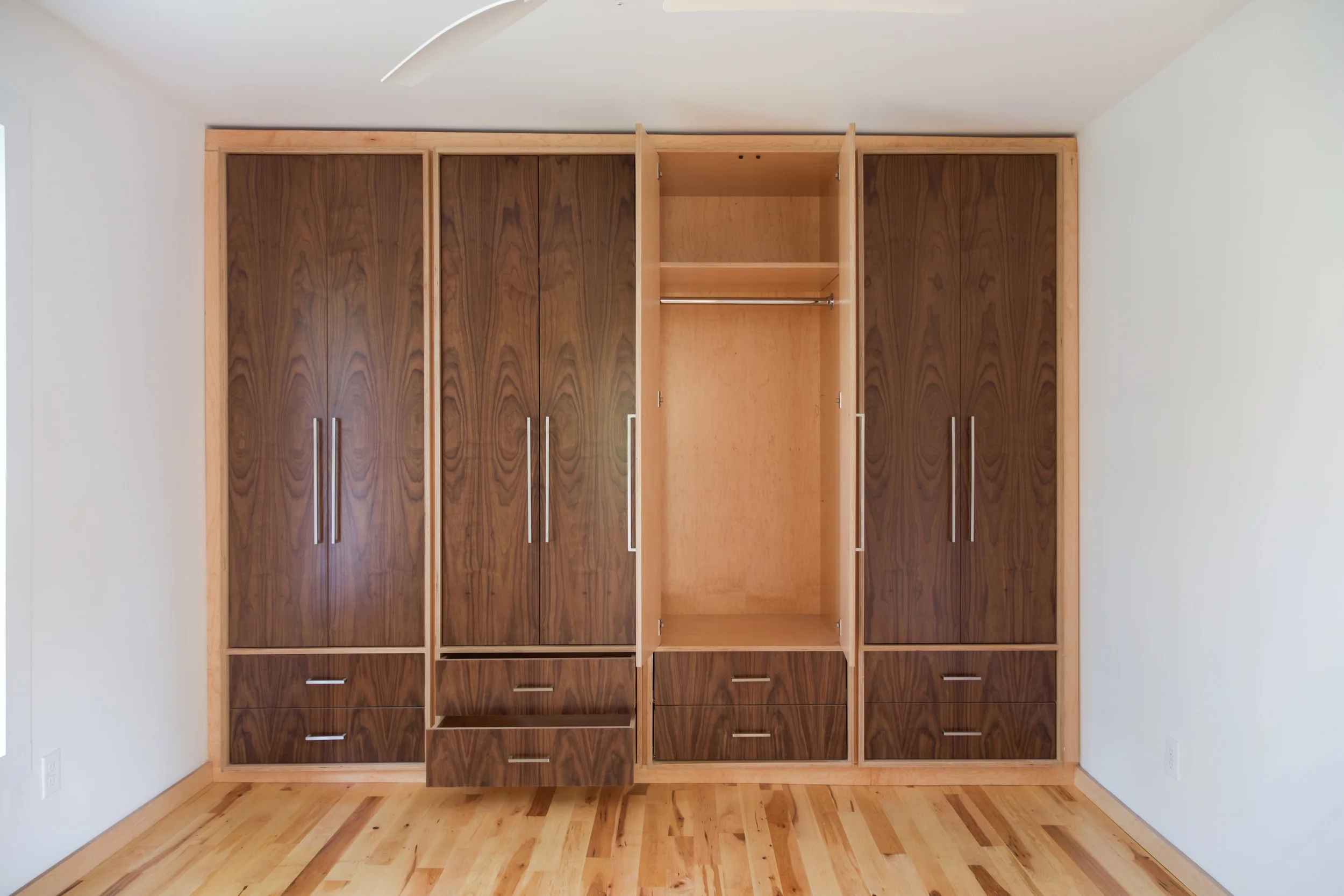 Upstairs-9.jpg
