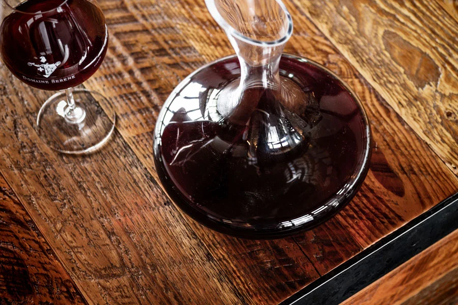 sommi_wine_bar_photo_16_cb1.jpg