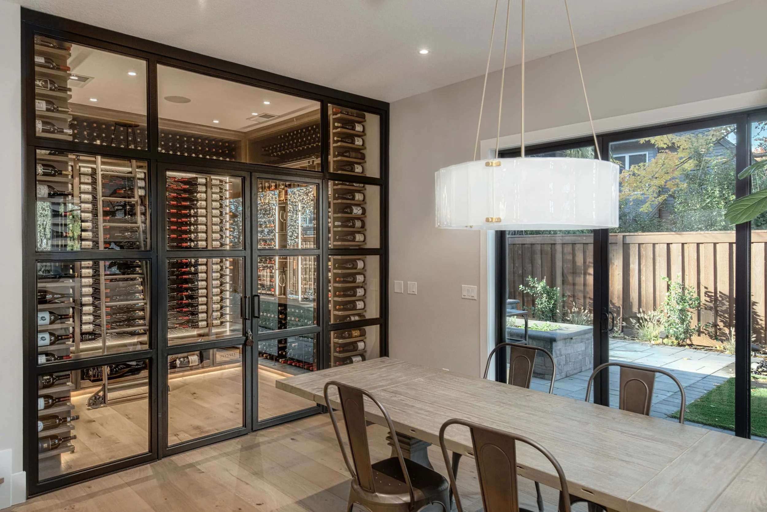 Sommi-Wine-Cellars-DeWolf-Custom-Wine-Room-01.jpg