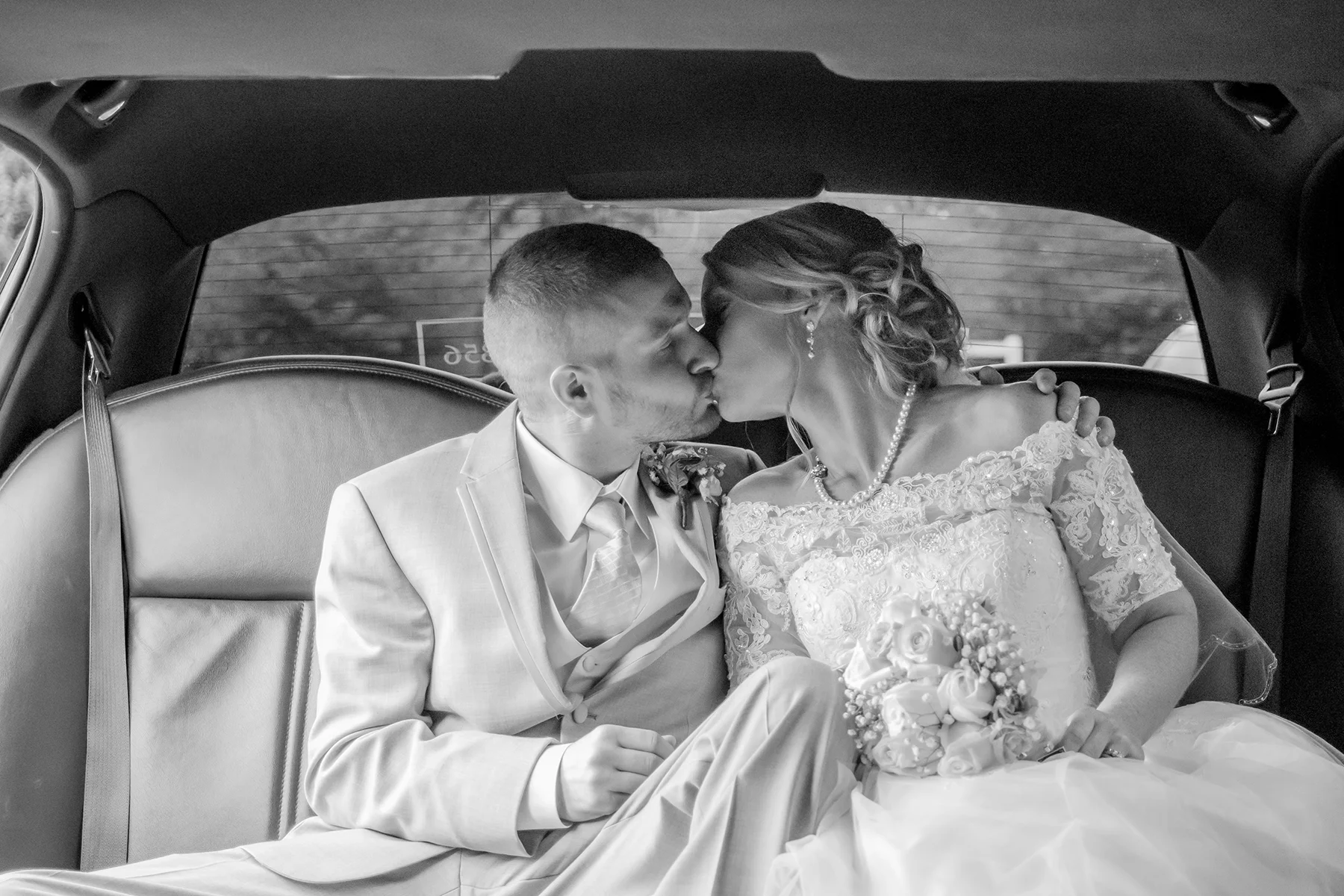 Kenny_Lindsay_Wedding-128.jpg
