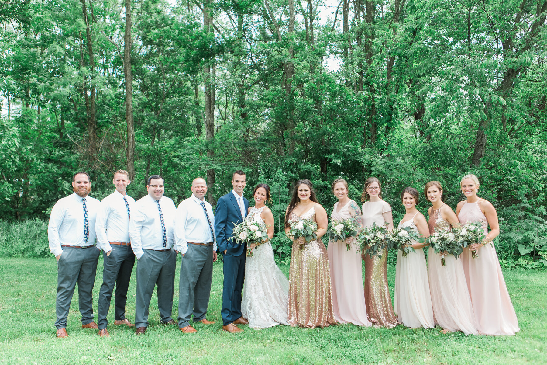 bloomfield-barn-wedding-illinois-photographers-36.jpg