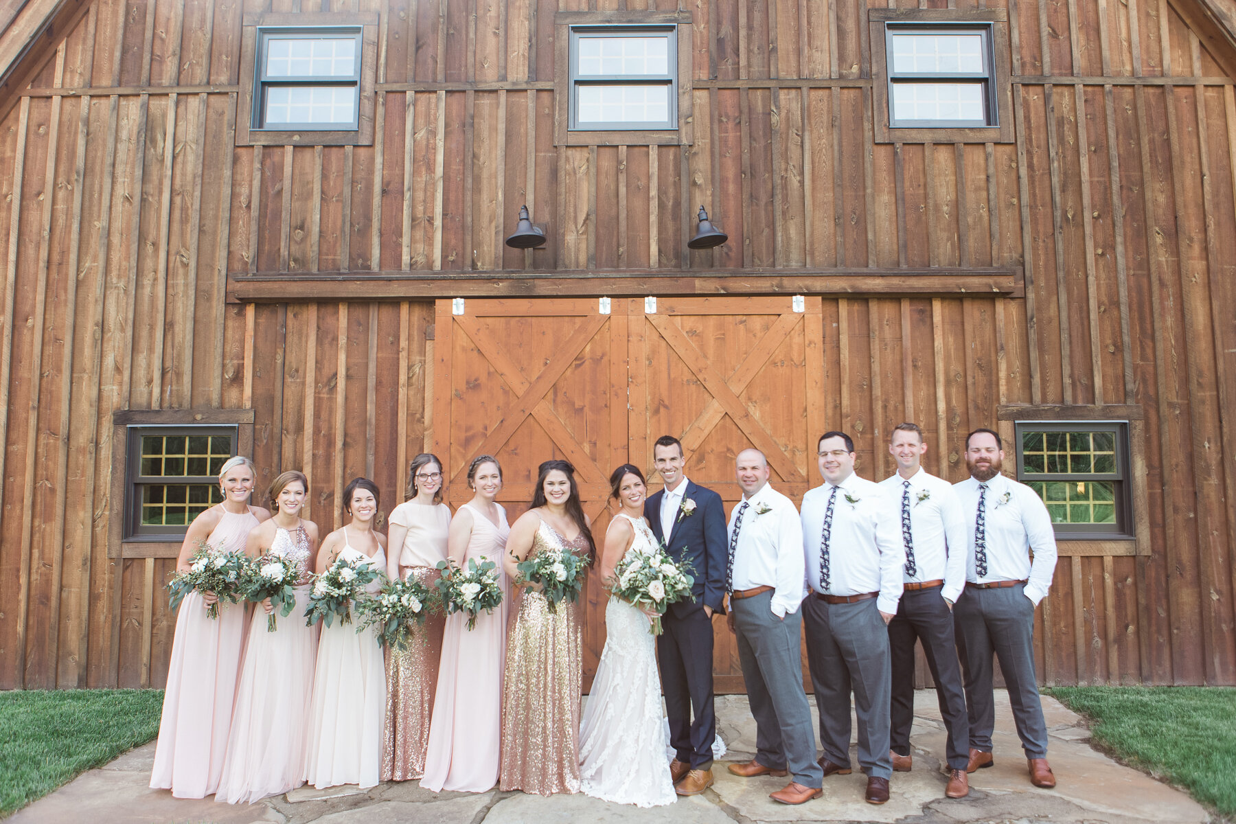 bloomfield-barn-wedding-illinois-photographers-62.jpg