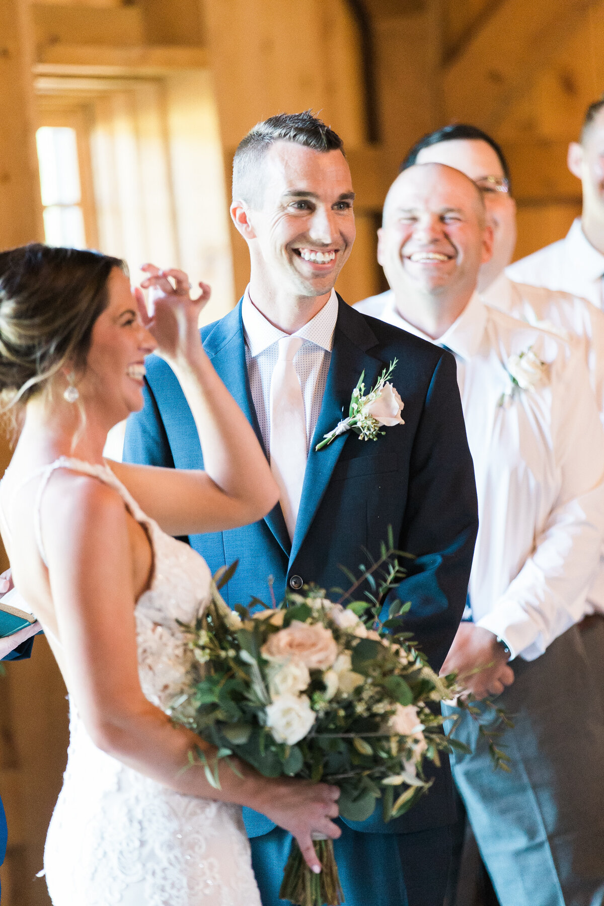 bloomfield-barn-wedding-illinois-photographers-88.jpg