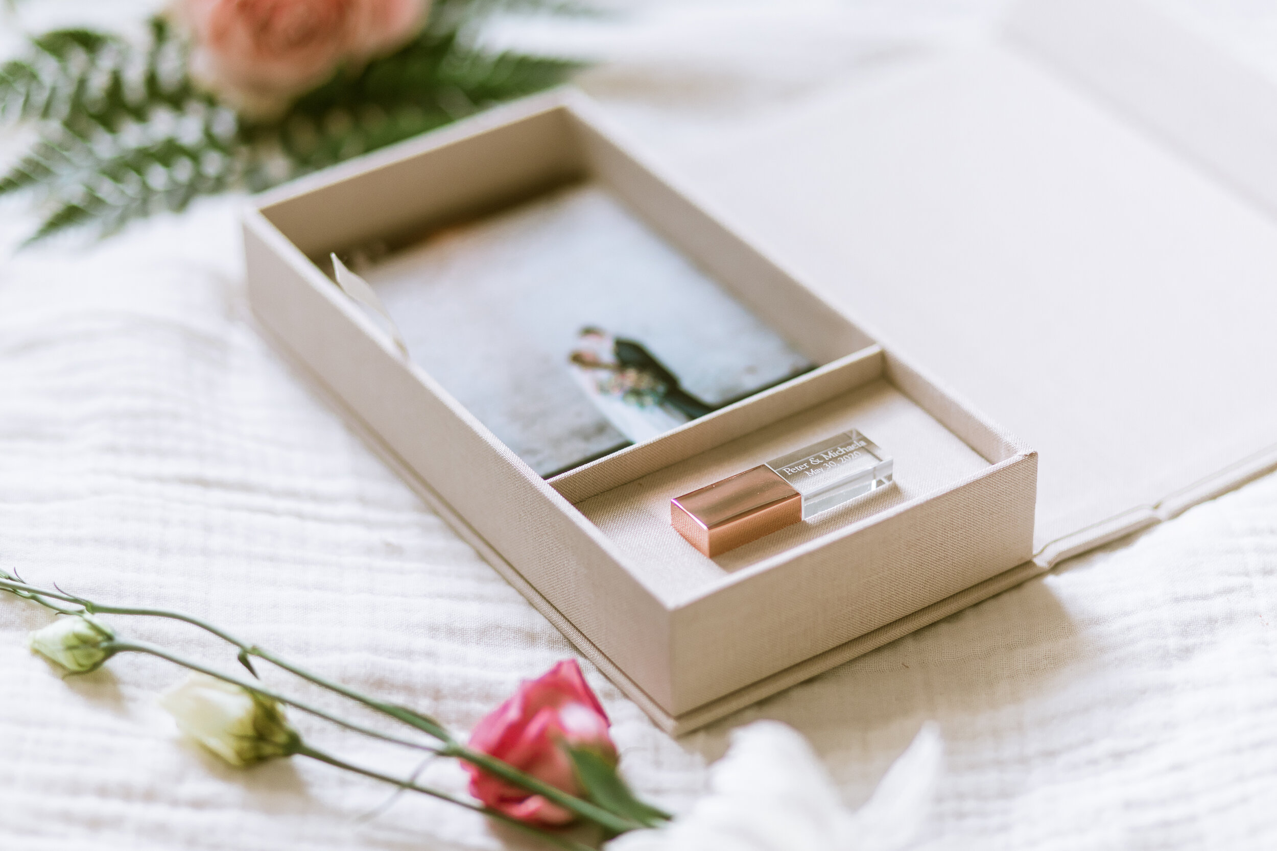 linen-print-box-usb-drive-2.jpg