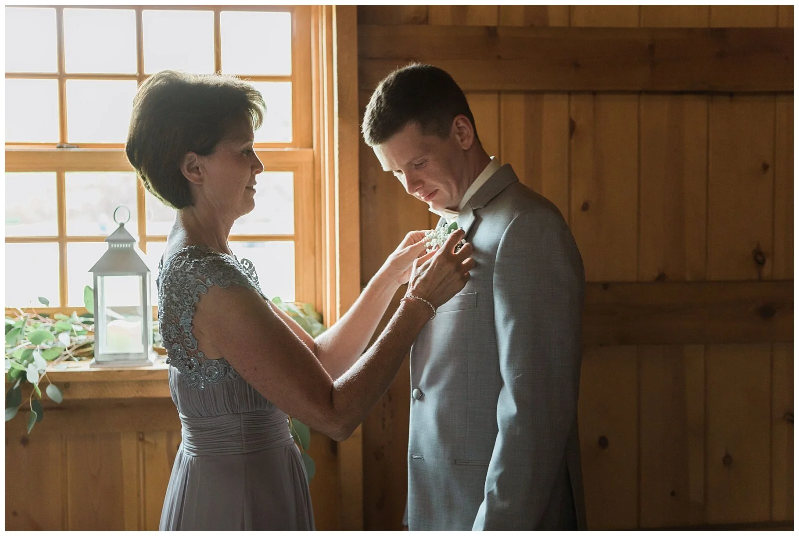 bloomfield-barn-wedding-photos-ashley-susan-photography-_0024.jpg