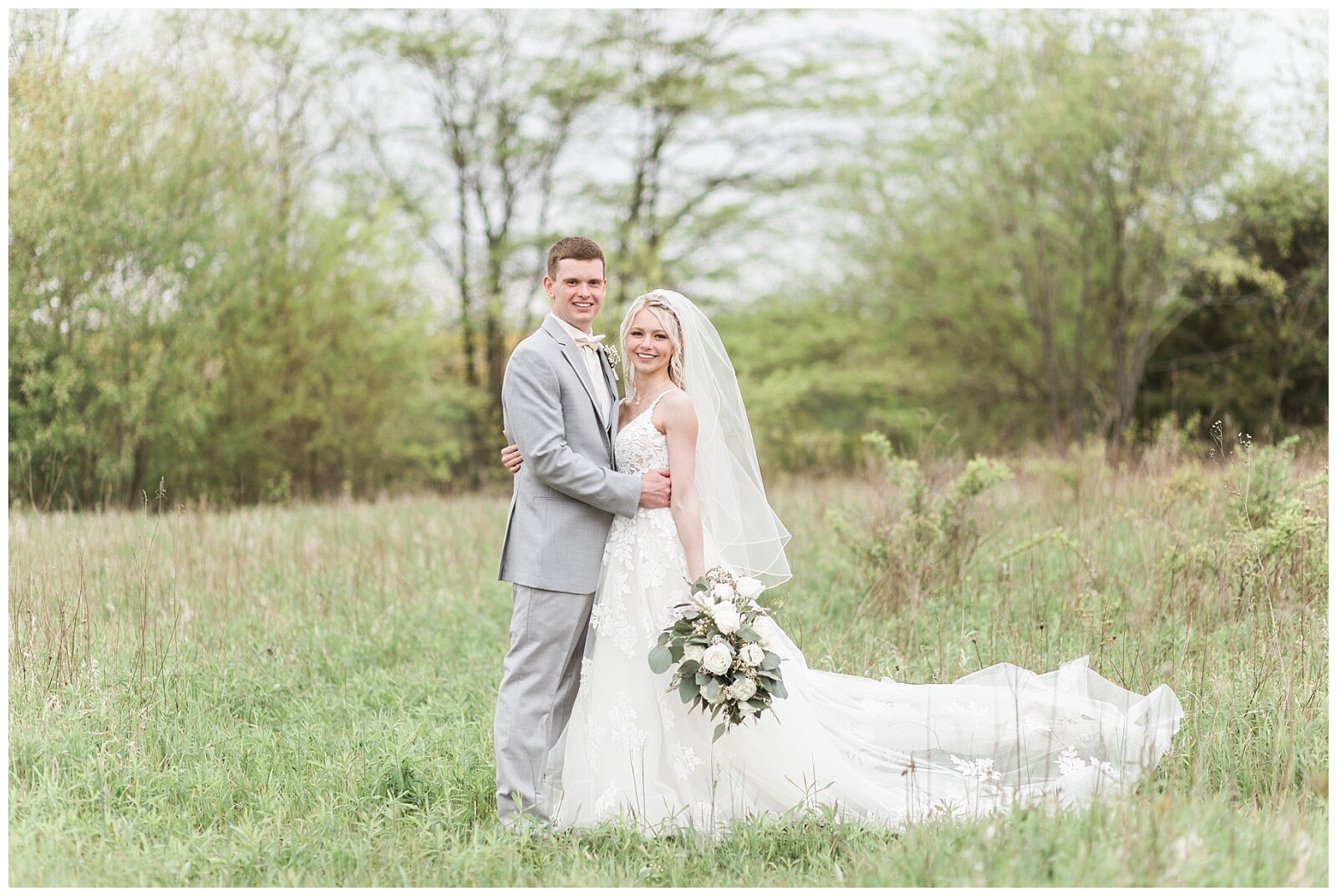 bloomfield-barn-wedding-photos-ashley-susan-photography-_0061.jpg