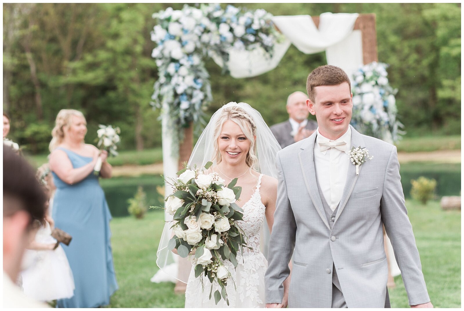 bloomfield-barn-wedding-photos-ashley-susan-photography-_0079.jpg
