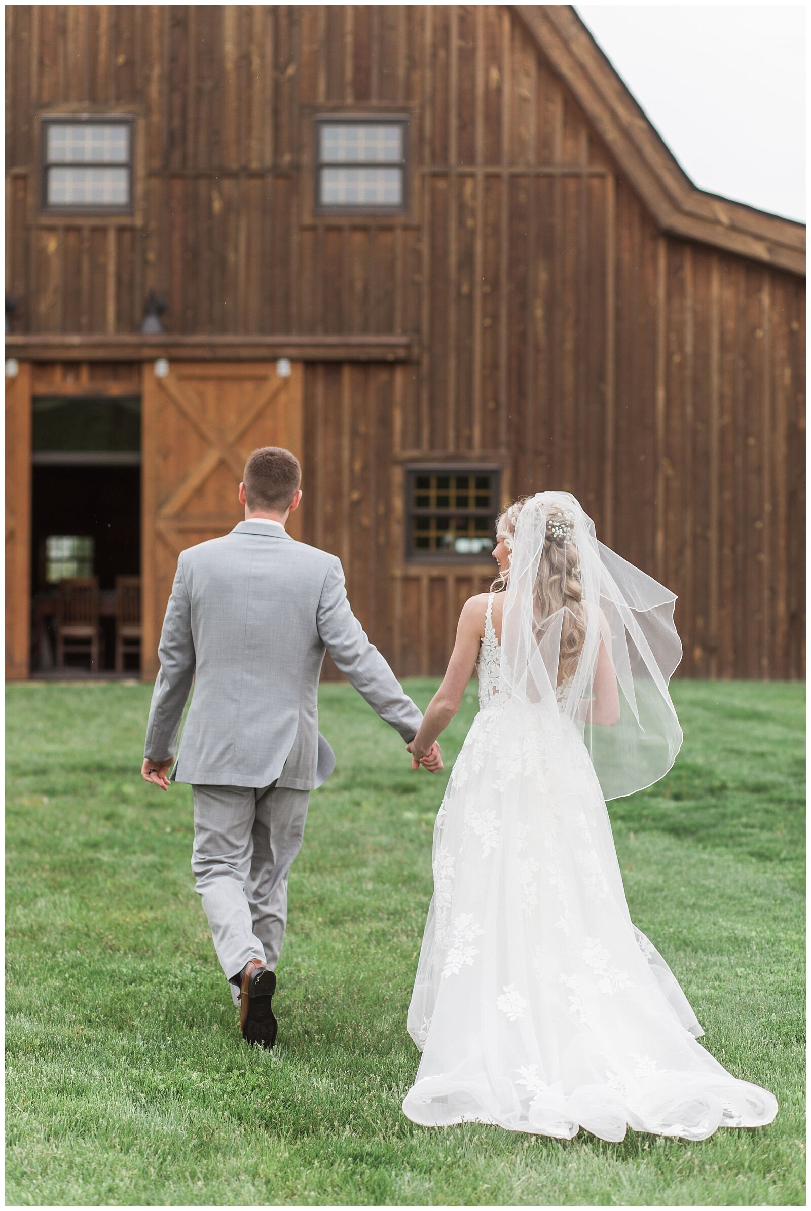 bloomfield-barn-wedding-photos-ashley-susan-photography-_0080.jpg