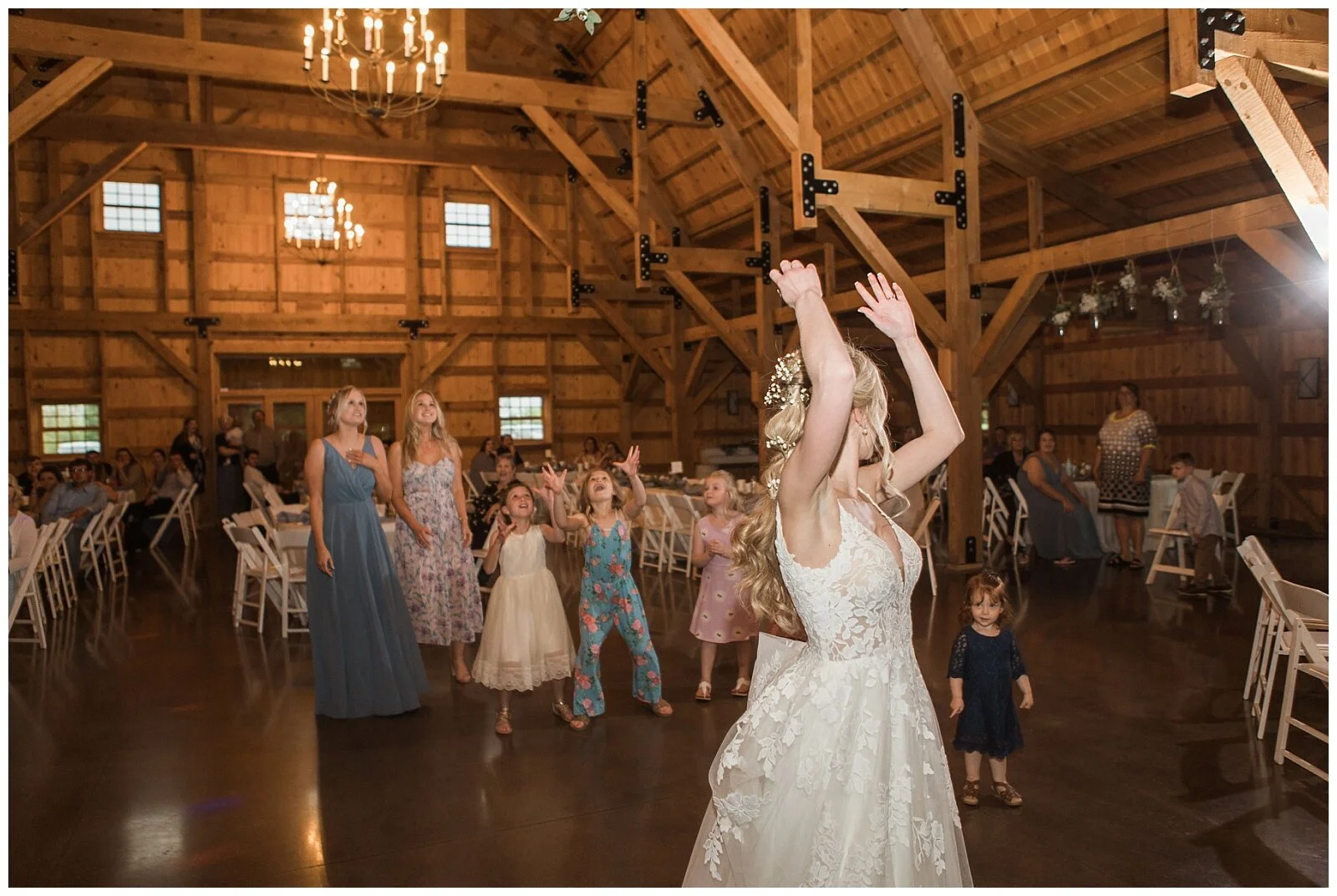 bloomfield-barn-wedding-photos-ashley-susan-photography-_0100.jpg