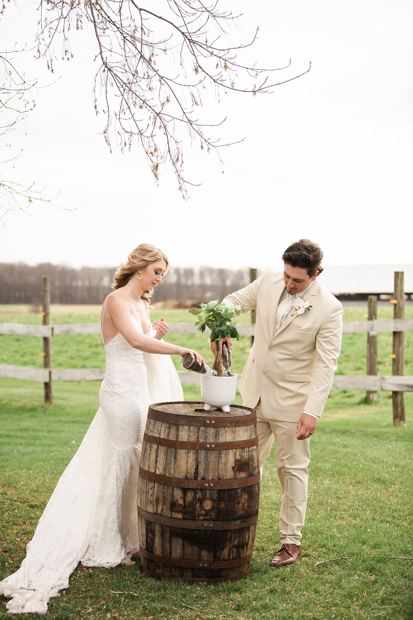 Illinois Wedding Photographer-Ashley-Susan-Photography-Alexis-and-Mitch-Wedding-_0023.jpg