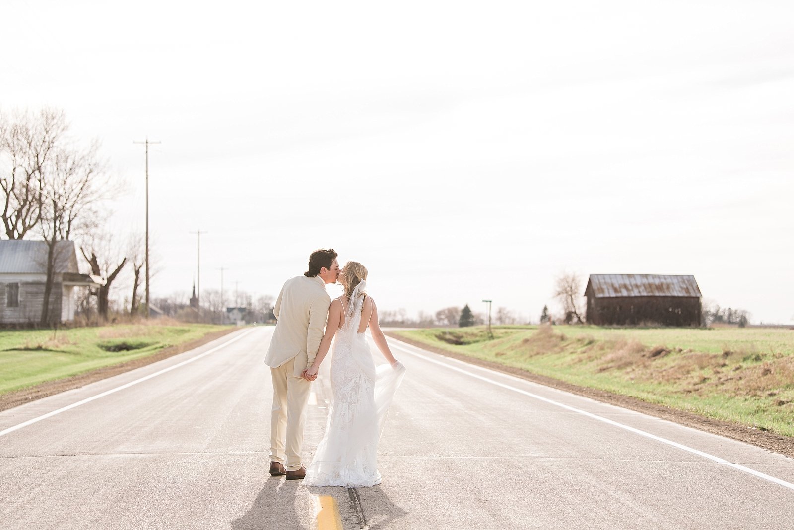 Illinois Wedding Photographer-Ashley-Susan-Photography-Alexis-and-Mitch-Wedding-_0029.jpg